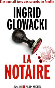 LA NOTAIRE